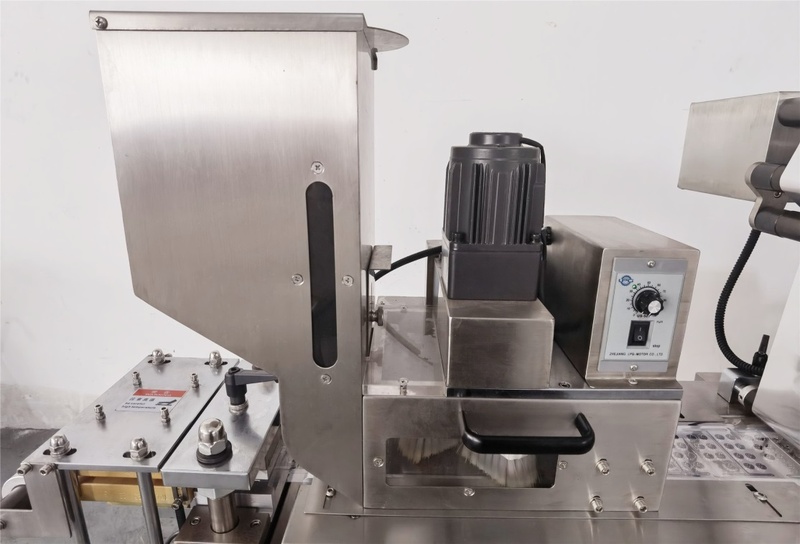 Machine d'emballage sous blister JCP100, vue n° 5