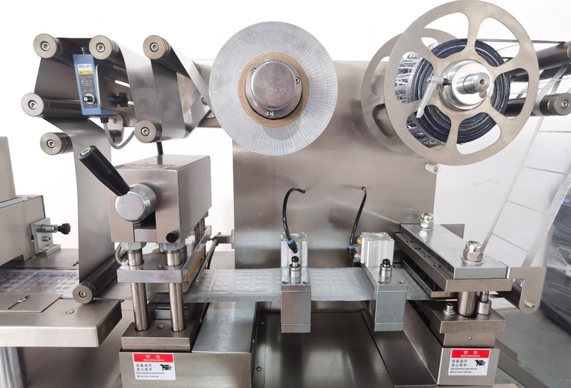 Machine d'emballage sous blister JCP100, vue n° 6