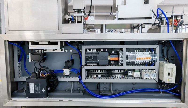 Machine d'emballage sous blister JCP100, vue 11