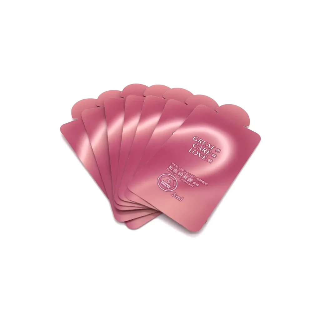 Sachet de shampoing fabriqué à l'aide d'une remplisseuse à piston