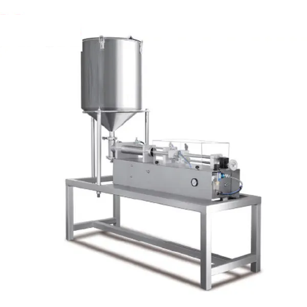 Machine de remplissage à piston équipée d'une buse anti-goutte pour liquides et semi-liquides